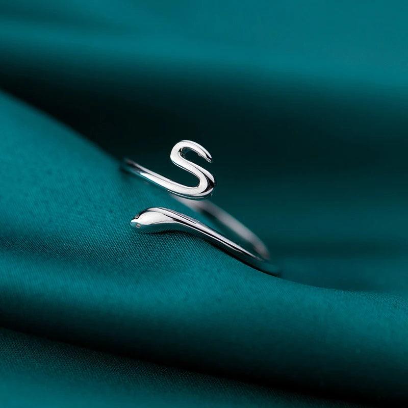 Enveloping Snake Ring Sterling Silver - Haluzzishop